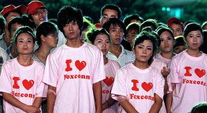 A Foxconn eltitkolta: ismét két munkás lett öngyilkos