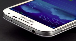 A Samsung 800.000 dollárt fizet az exkluzív címekért