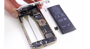 Automatizált gyártással készül majd az iPhone 6 akkumulátora