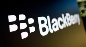Pert nyert a BlackBerry egy jövőbeli Apple vezetővel szemben