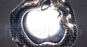 Újabb képek az iPhone 6 hátlapjáról – karcálló lesz a logó