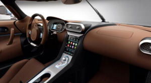 CarPlay-kompatibilis lesz az 1800 lóerős Koenigsegg Regera is