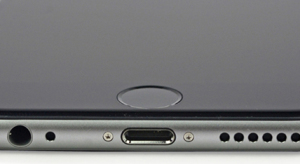 Egy új szabadalom szerint mégis lehet jack csatlakozó az iPhone 7-ben