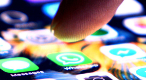 Sebezhetőséget találtak az iMessage és WhatsApp párosában