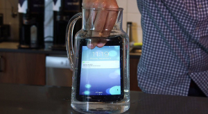 Itt az iPhone 7 első vizes megmérettetése