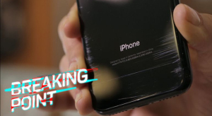 Mennyire könnyen karcolható a kozmoszfekete iPhone 7?