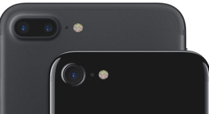 Aki kozmoszfekete telefonra vágyna, annak bizony sokat kell várnia az Apple szerint