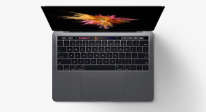 Az Apple érintőkijelzővel szerelt MacBook-ot is tesztelt