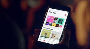 Itt vannak az új Apple Music reklámok