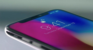 Jelentős árcsökkenés várhat az idén megjelenő 5,8 colos iPhone X utódjára