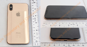 Képeken a kiszivárgott arany színű iPhone X