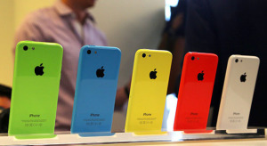 Igazi színkavalkádban érkezhet a 6,1 colos iPhone