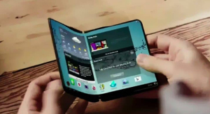 Novemberben mutatkozik be a Samsung első hajlítható okostelefonja