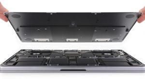 Darabjaira szedte a 2021-es MacBook Prót az iFixit csapata